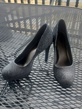Women's Metallic Gray High Heel Pumps